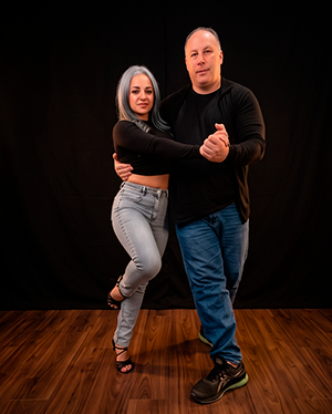 www.umbrellakizomba.com Carlos-Kevinn www.umbrellakizomba.com Carlos-Kevinn